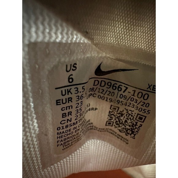 Nike Womens Air Zoom Pegasus 37 DD9667-100 White Running Shoes‎ Sneakers Size 6 - Picture 9 of 9
